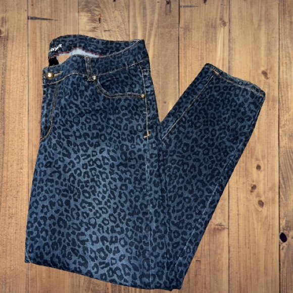 Lane Bryant High Rise Blue Leopard Skinny Jeans - Picture 1 of 6